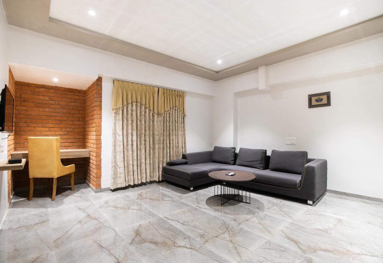 Palette - Hotel Welcome Kadi Extérieur photo
